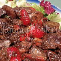 Рецепт Куриной печени, глазурированной бальзамическим уксусом с клубникой