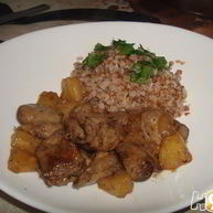 Рецепт Куриной печени с ананасами и гречкой