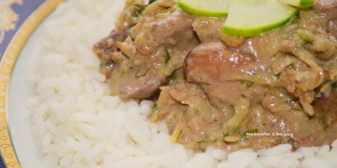 Рецепт куриной печени в кабачково-яблочном соусе
