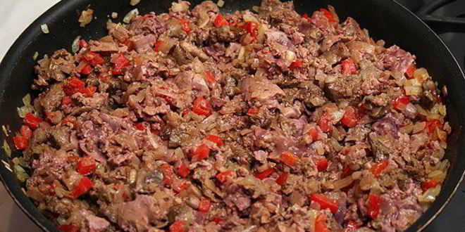 Рецепт куриной печени в сливочном соусе