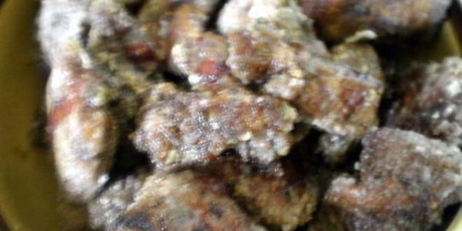 Рецепт печени с яблоками и черной смородиной