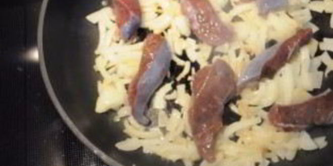 Рецепт печени, тушенной в сметане