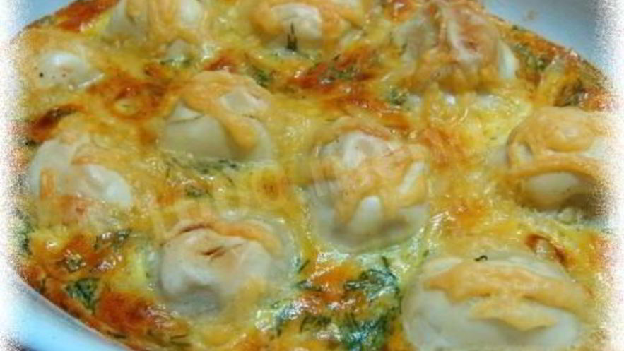 Рецепт пельменей с брынзой в омлете