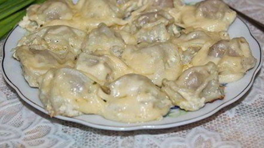 Рецепт пельменей в мультиварке с сыром