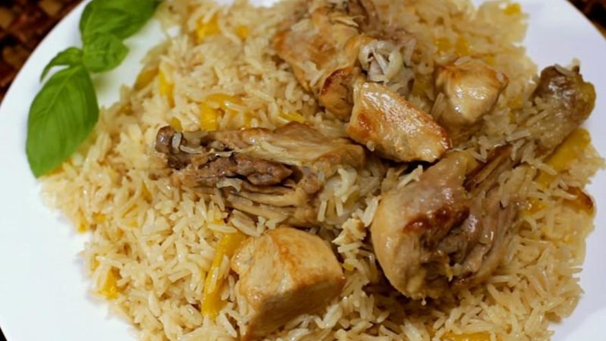 Рецепт диетического плова с курицей