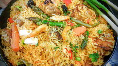 Рецепт Паэльи с курицей и морепродуктами