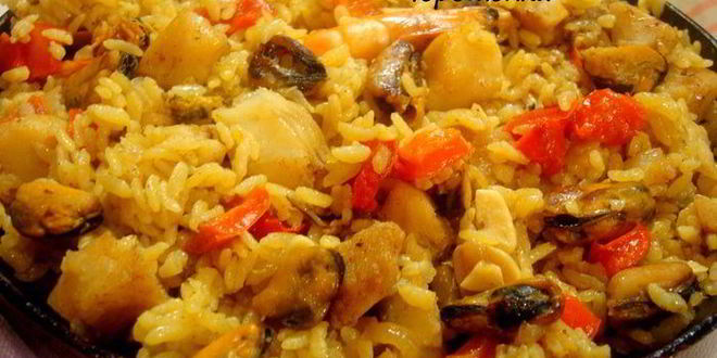 Рецепт паэльи с курицей, мидиями, гребешком и креветками