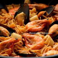 Рецепт Паэльи с пастой и морепродуктами Фидеуа