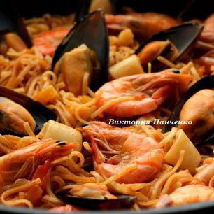Рецепт Паэльи с пастой и морепродуктами Фидеуа