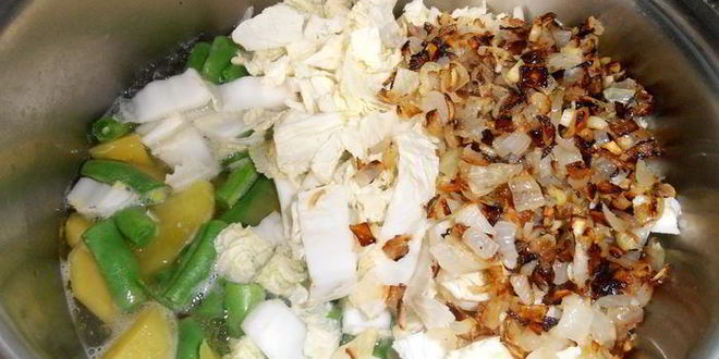 Рецепт ароматного рагу с колбасками