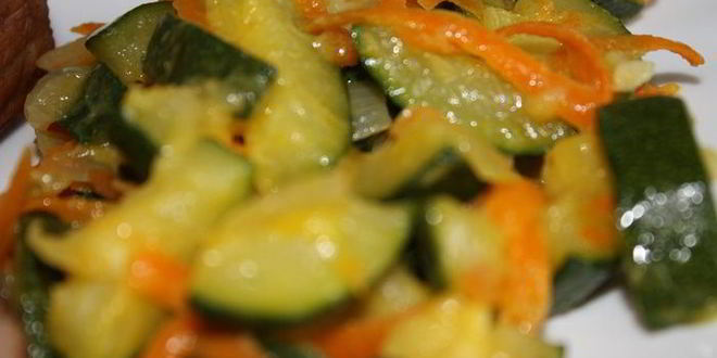 Рецепт рулета из говядины с рагу из кабачков