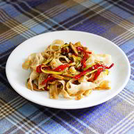 Рецепт Рисовой лапши с сладким перцем и кабачками по-азиатски