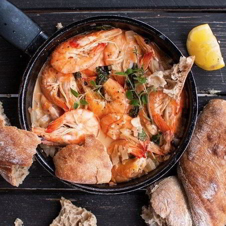 Рецепт Креветок в винном соусе