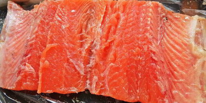 Рецепт лосося под майонезом, запеченный в рукаве