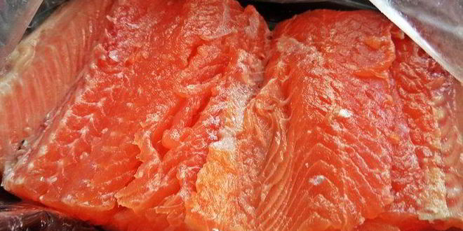 Рецепт лосося под майонезом, запеченный в рукаве