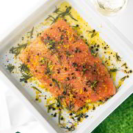 Рецепт Лосося с можжевельником и розмарином