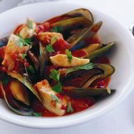 Рецепт Мидий тушеных в томатном соусе