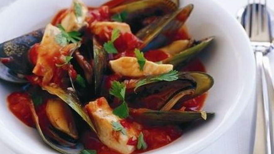 Рецепт мидий тушеных в томатном соусе