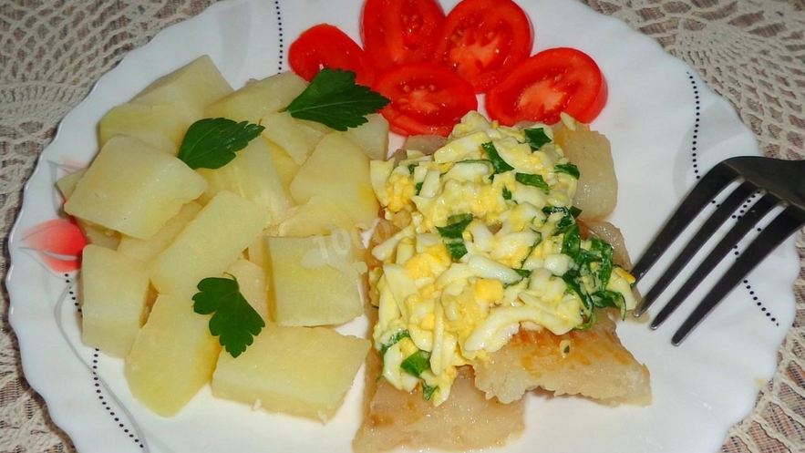 Рецепт рыбы по-польски с яйцом