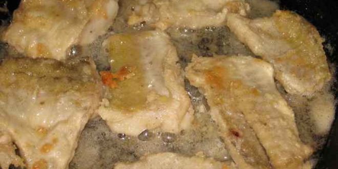 Рецепт рыбы тушеной в молоке с луком