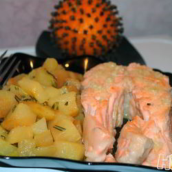 Рецепт Семги с чесночным маслом и грушевым гарниром