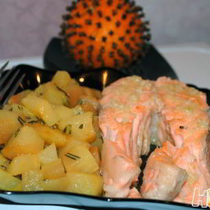 Рецепт Семги с чесночным маслом и грушевым гарниром