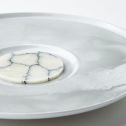 Рецепт Соленого хека, стебли петрушки и финская икра в пахте