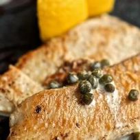 Рецепт Тилапии в сливочном соусе с каперсами