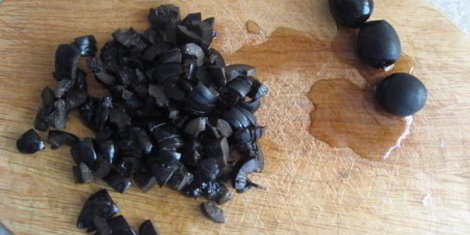 Рецепт тунца, запеченного с анчоусами и овощами