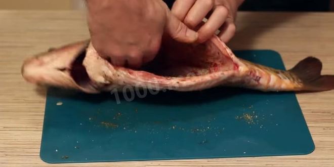 Рецепт запеченного карпа с овощами и грибами в духовке