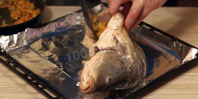 Рецепт запеченного карпа с овощами и грибами в духовке