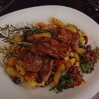 Рецепт Шашлычков из ягненка с картофельными пальчиками и икрой из баклажанов