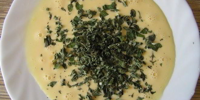 Рецепт шницеля с мятой, миндалем и кедровыми орешками