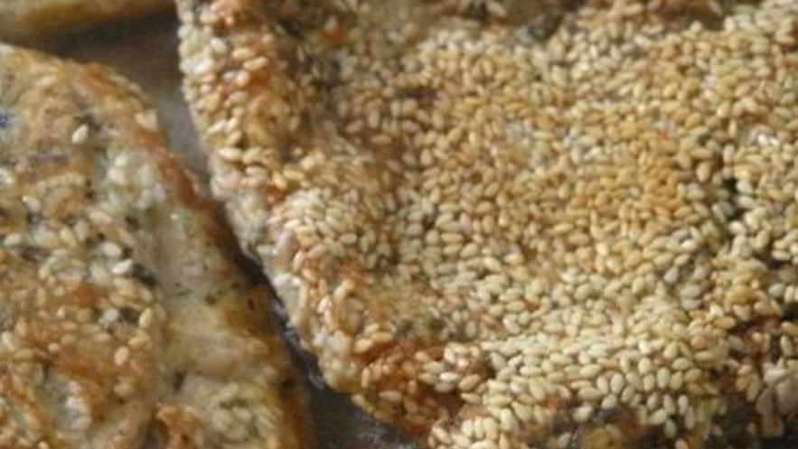 Рецепт шницеля в мятной панировке с кунжутом