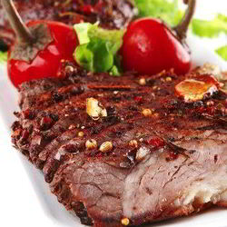 Рецепт Ароматных говяжьих стейков с чесноком и перцем чипотле