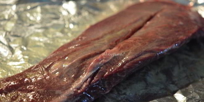 Рецепт флета айрон стейк в кофейно-пряной посыпке