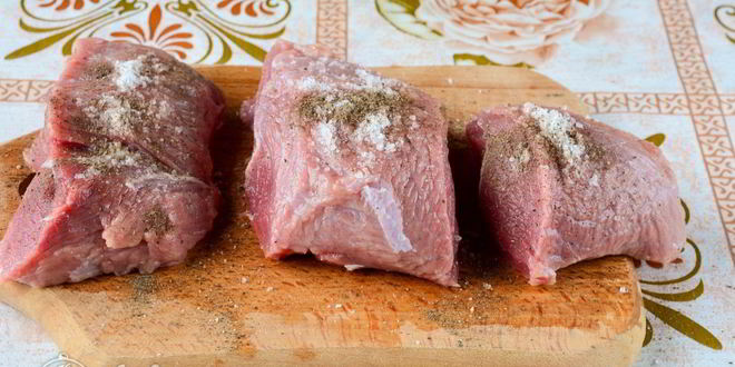 Рецепт стейка из говядины на сковороде