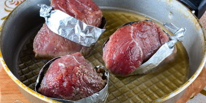 Рецепт стейка из говядины на сковороде