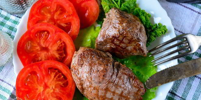 Рецепт стейка из говядины на сковороде