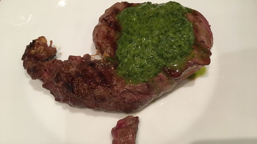 Рецепт стейка рибай с соусом чимичурри