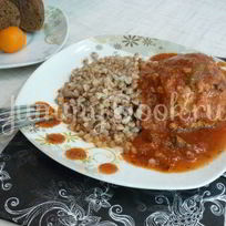 Рецепт Чесночных тефтелей с морковью в остром соусе