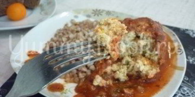 Рецепт чесночных тефтелей с морковью в остром соусе