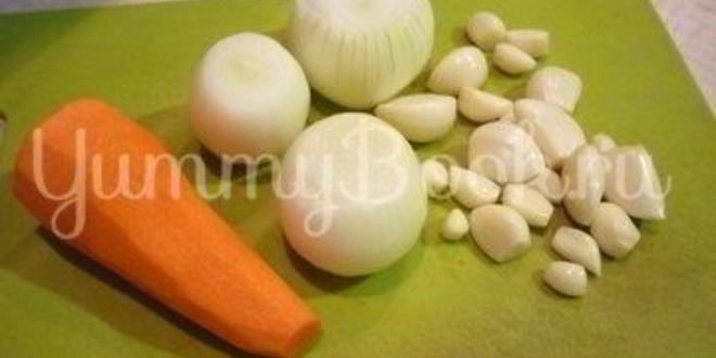 Рецепт чесночных тефтелей с морковью в остром соусе