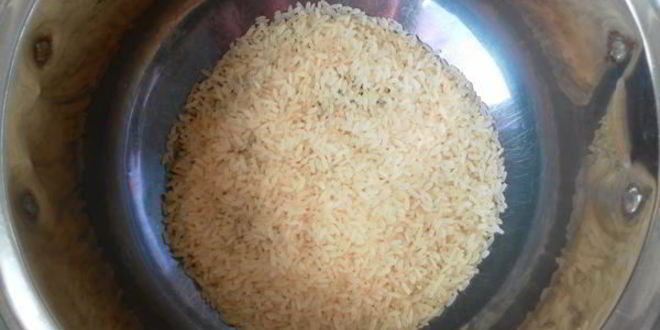 Рецепт мясных тефтелей с рисом и овощами в томатном соусе