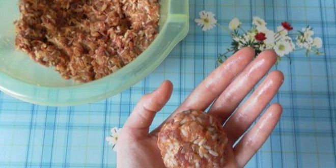 Рецепт мясных тефтелей с рисом и овощами в томатном соусе