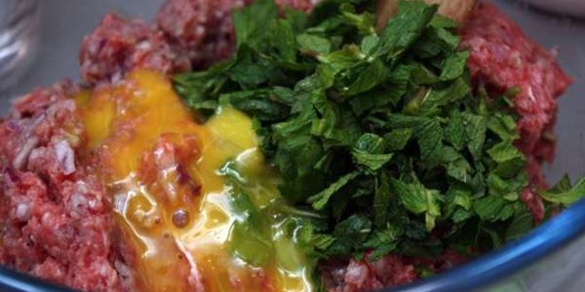 Рецепт мясных тефтелей в томатном соусе