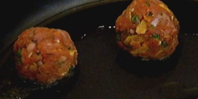 Рецепт мясных тефтелек в томатном соусе