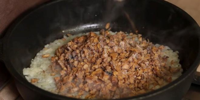 Рецепт постных гречневых тефтелей в томатном соусе