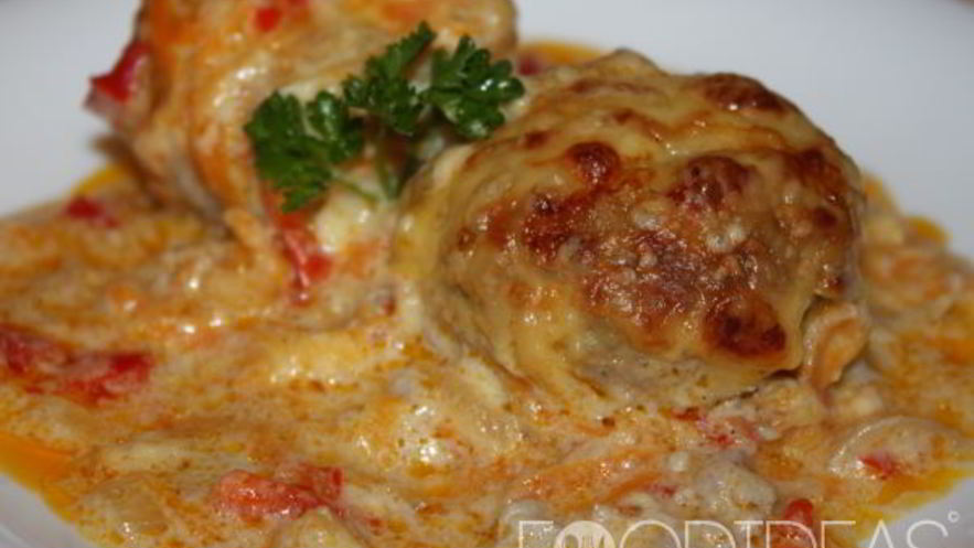 Рецепт тефтелей под сметанным соусом в духовке