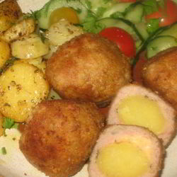 Рецепт Тефтелей с картофелем